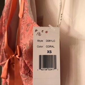 Alexia Admor halter dress in coral. NWT